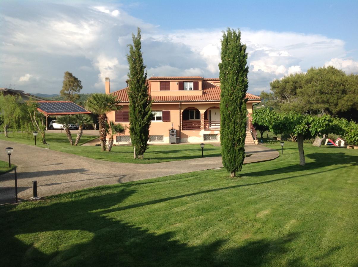 Bed & Breakfast La Volpe E L'Uva Santa Marinella Eksteriør billede