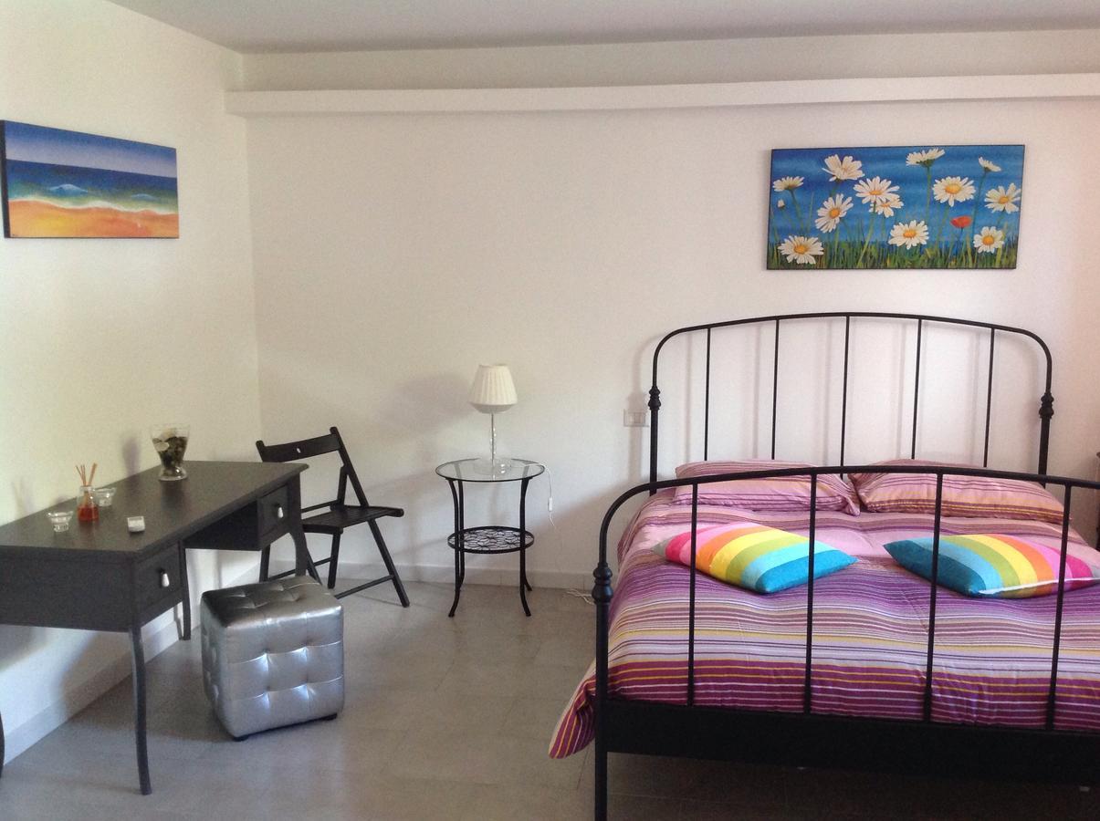 Bed & Breakfast La Volpe E L'Uva Santa Marinella Eksteriør billede
